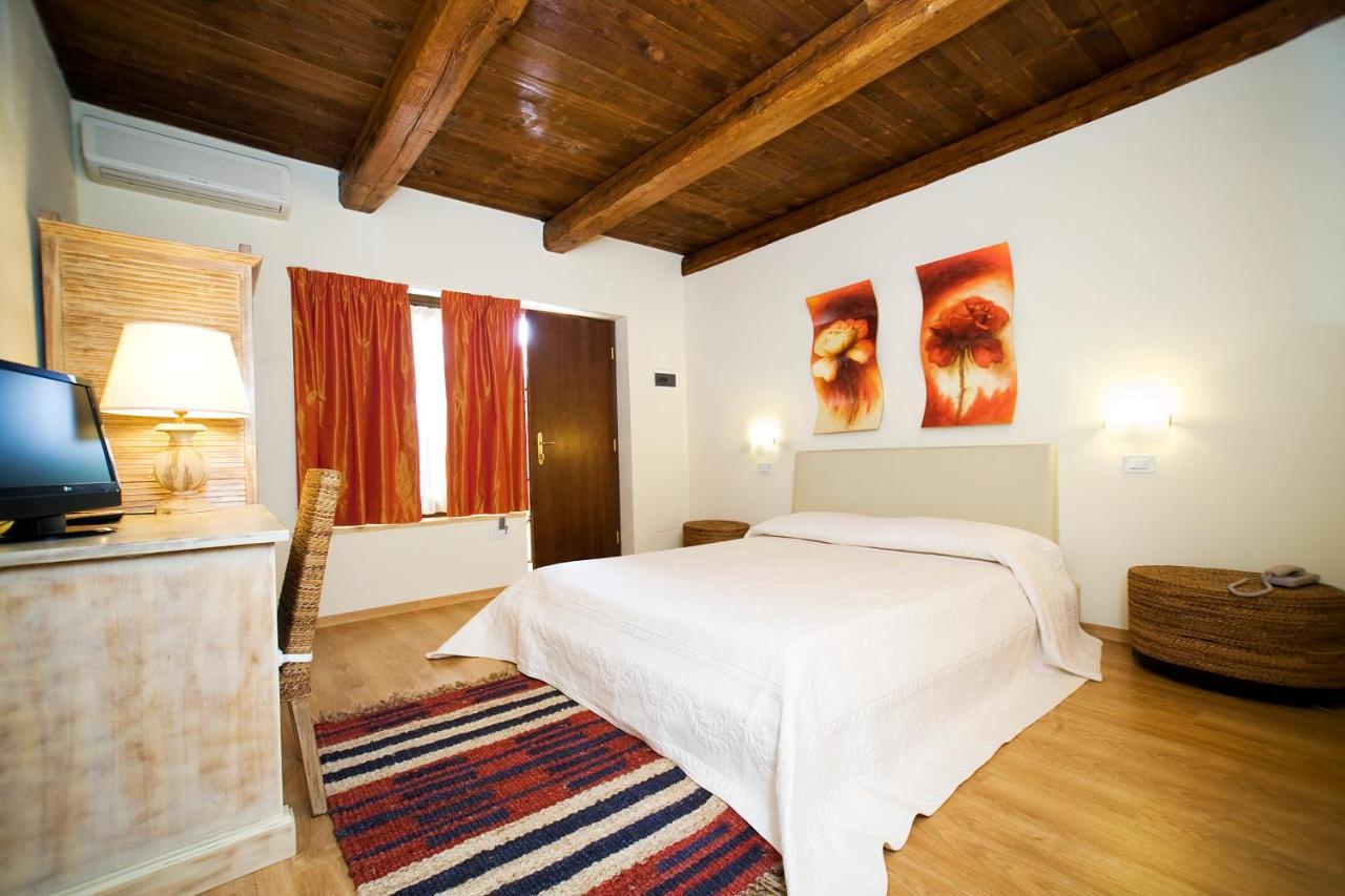 Il Baio Relais & Natural Hotel Camporoppolo